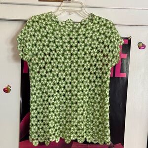 1960s Hand Crochet Green Floral Short Sleeve Top